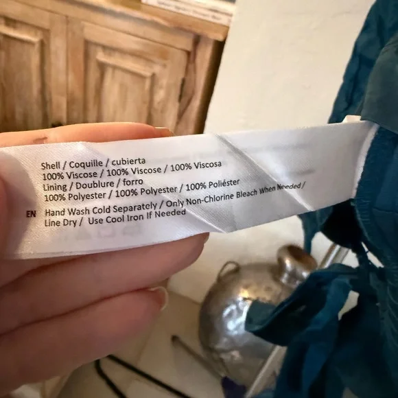 Band of the Free Camille Crossover Crop Top Teal Balloon Sleeve Smocked NWT XS - Picture 6 of 9